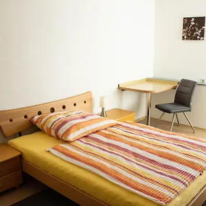 Einladenes Mit Außengastronomie Schmidmuhlen